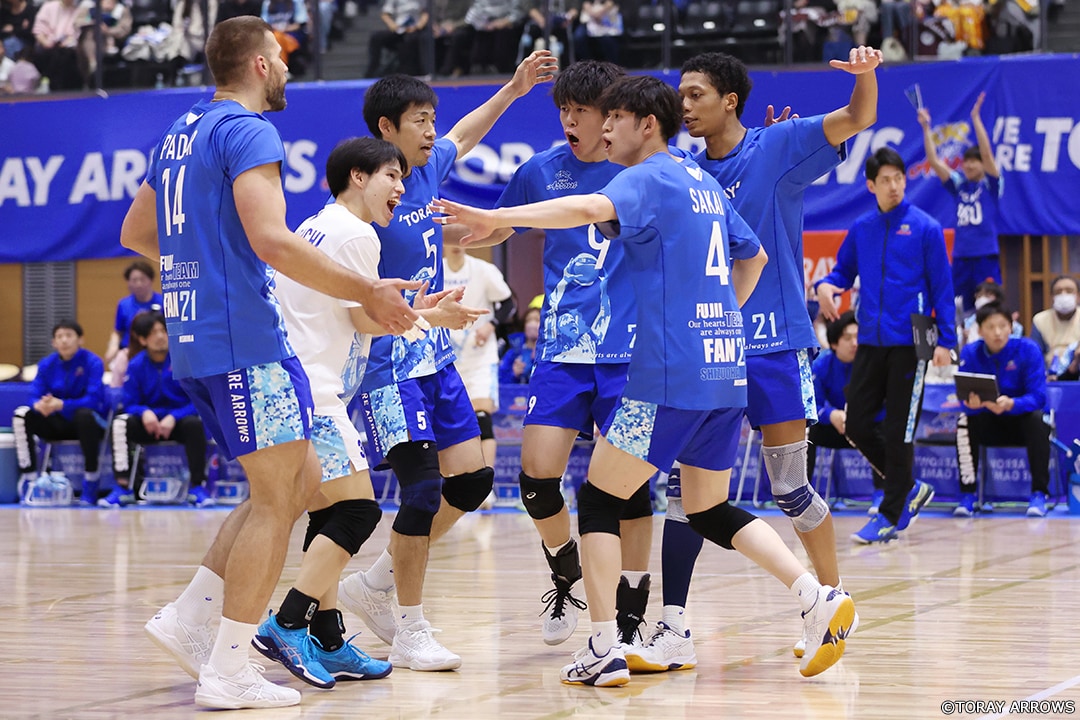 TORAY Arrows 長袖シャツ 青 V1リーグ V・レギュラーラウンド | ギャラリー 2023/24 シーズン