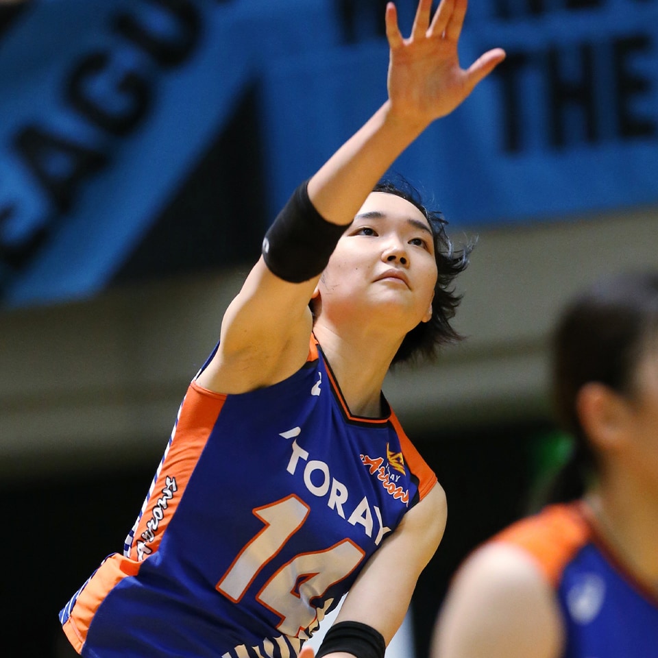 12 石川 真佑 東レアローズ女子バレーボール部 Toray